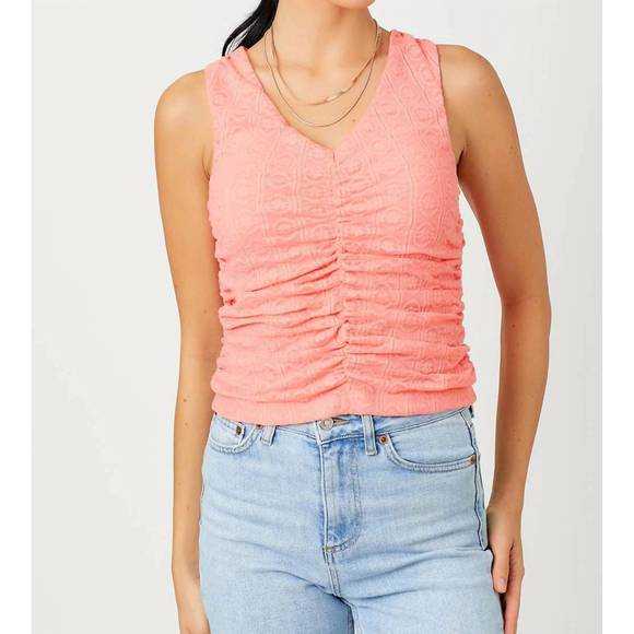 NEW MYSTREE floral ruched tank top in coral - Picture 1 of 5